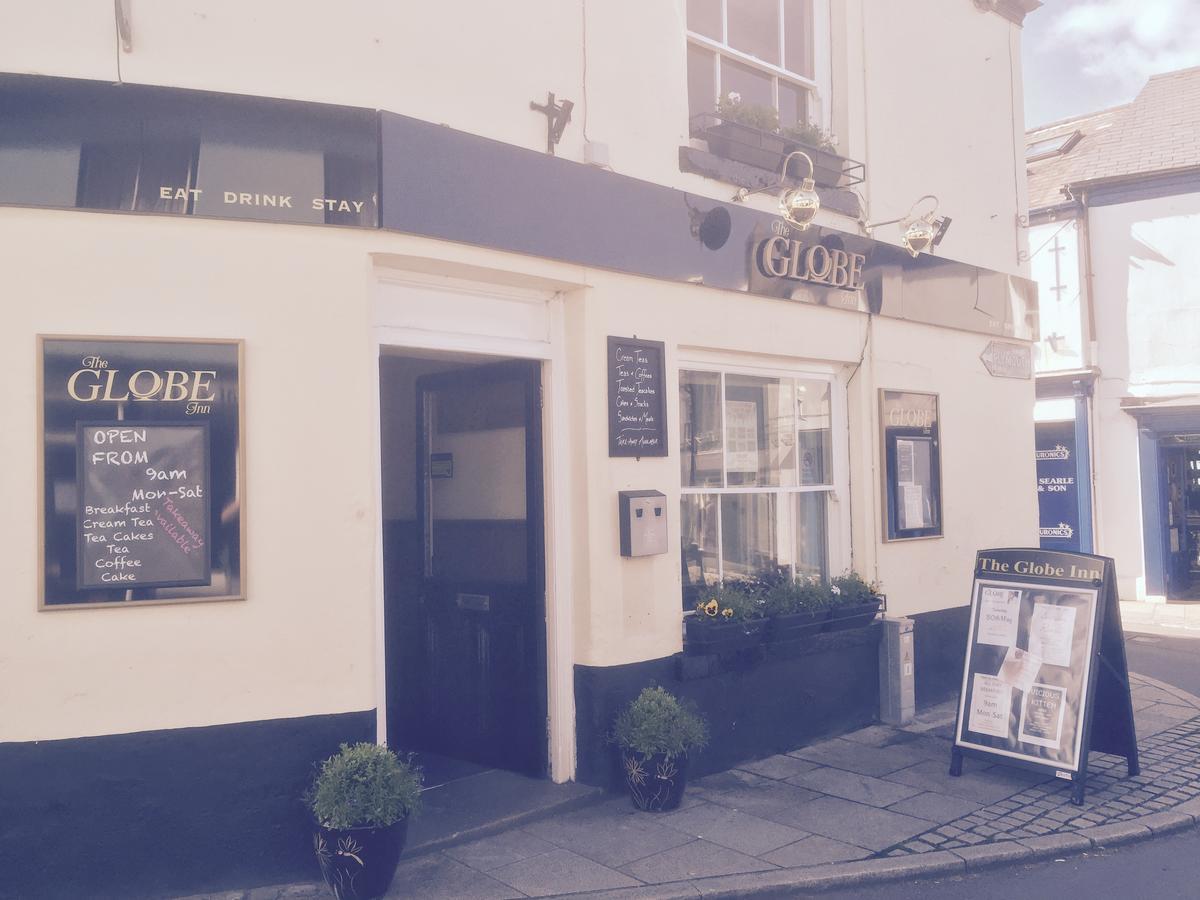 The Globe Inn Buckfastleigh Exterior foto